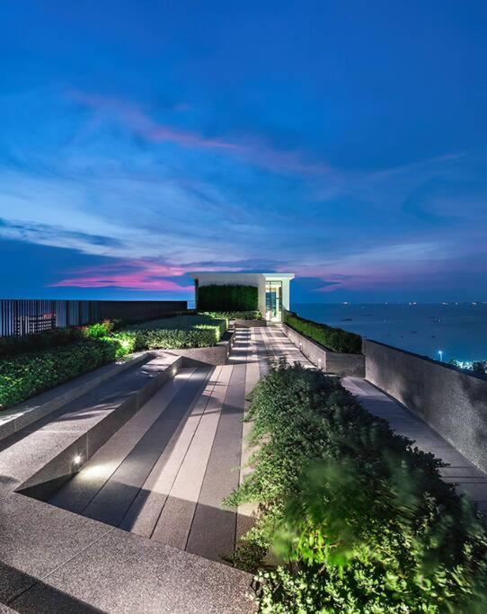 Sea View With Large Balcony @ Apartment *